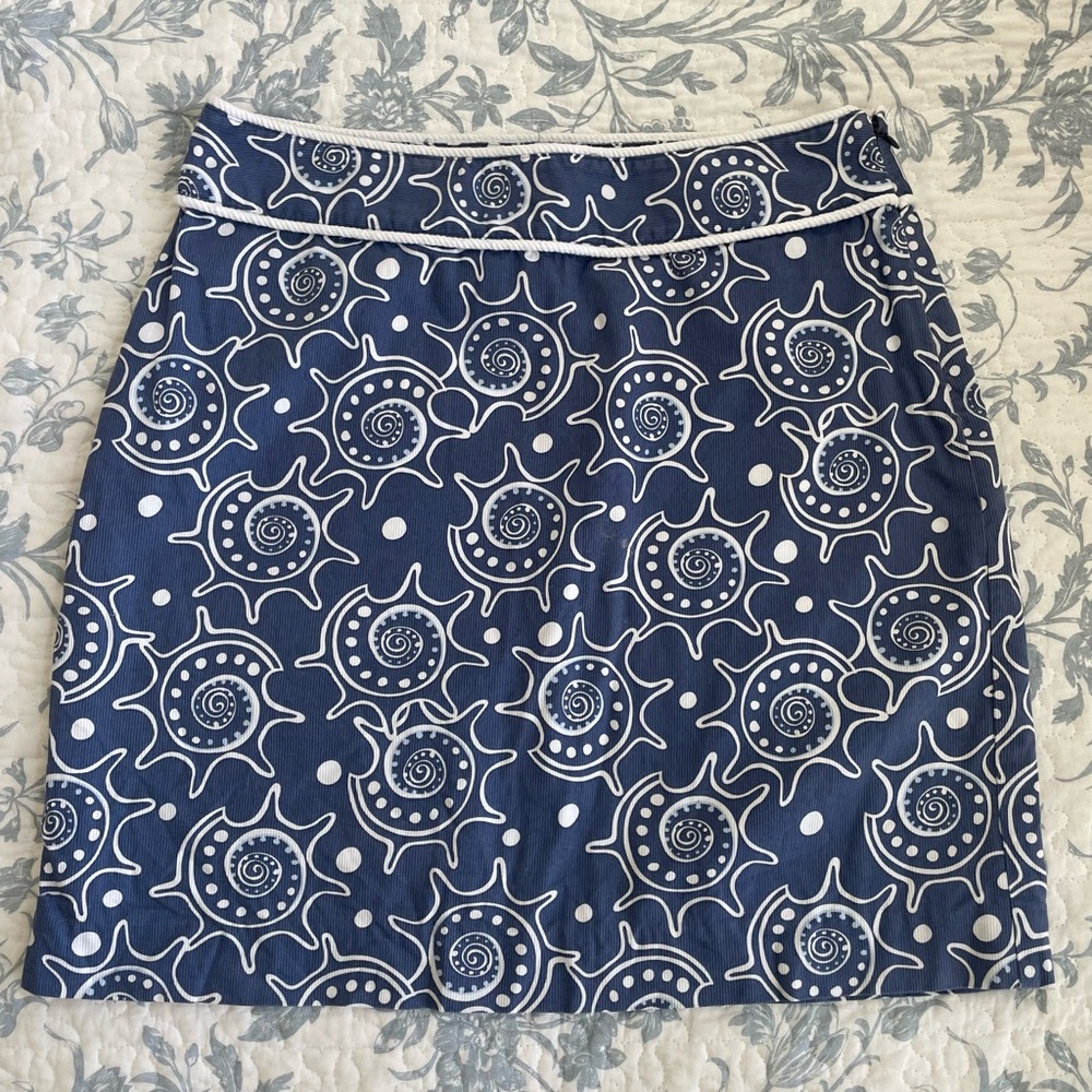 Sea shell/ Ocean Print Skirt from Vineyard Vines